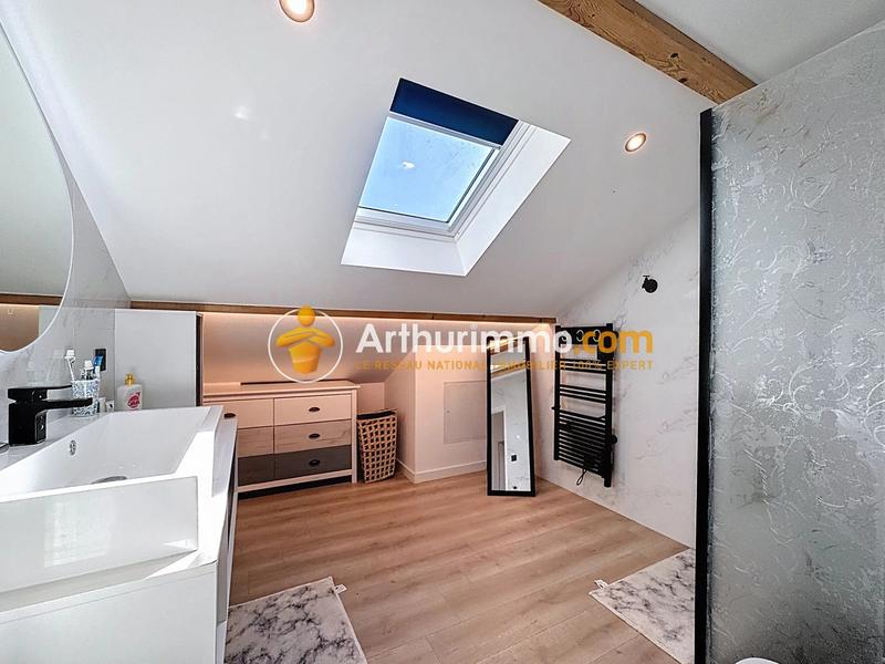 Maison - 138 m² - 5 pièces