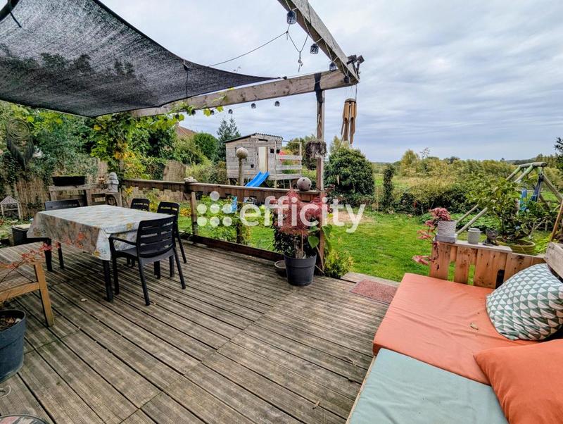 Maison - 93 m² - 4 pièces