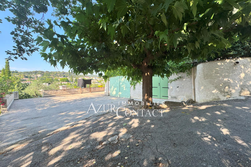 Maison - 210 m² - 8 pièces