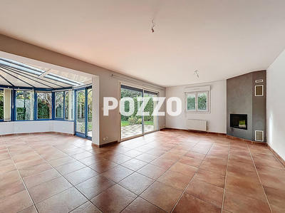 Maison - 153 m² - 8 pièces