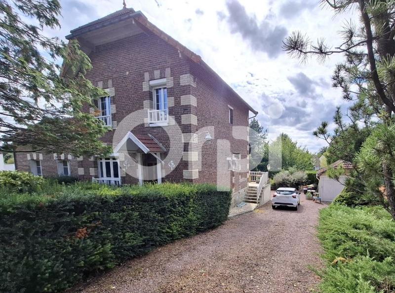 Maison - 151 m² - 6 pièces