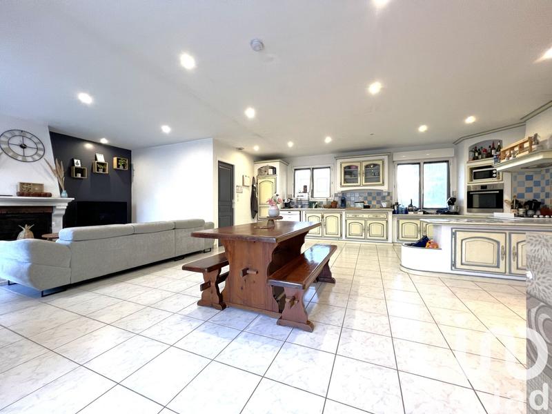 Maison - 102 m² - 4 pièces