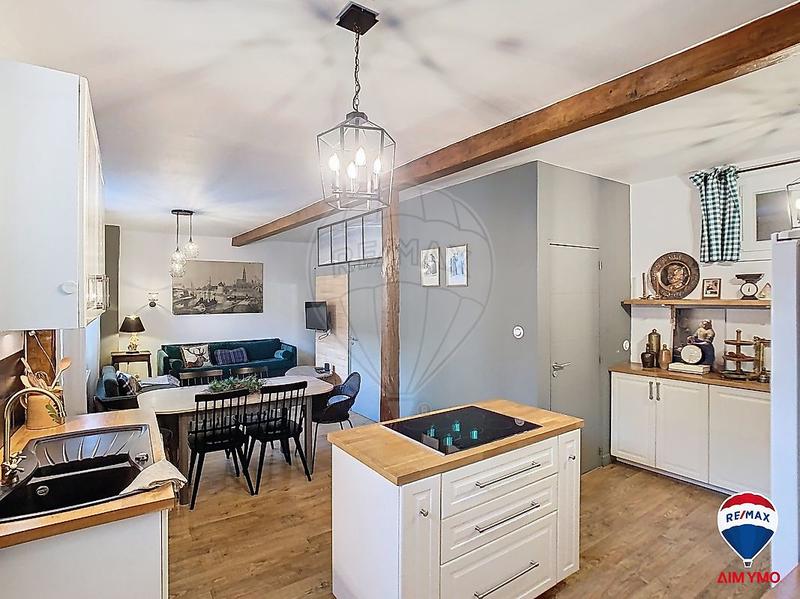 Immeuble - 156 m² - 7 pièces