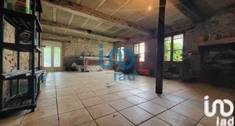 Maison - 221 m² - 6 pièces