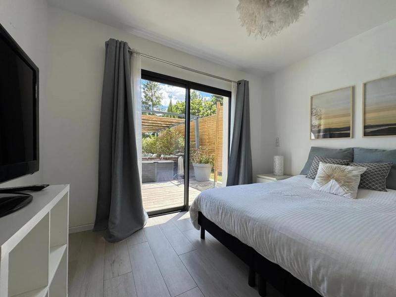 Maison - 187 m² - 7 pièces