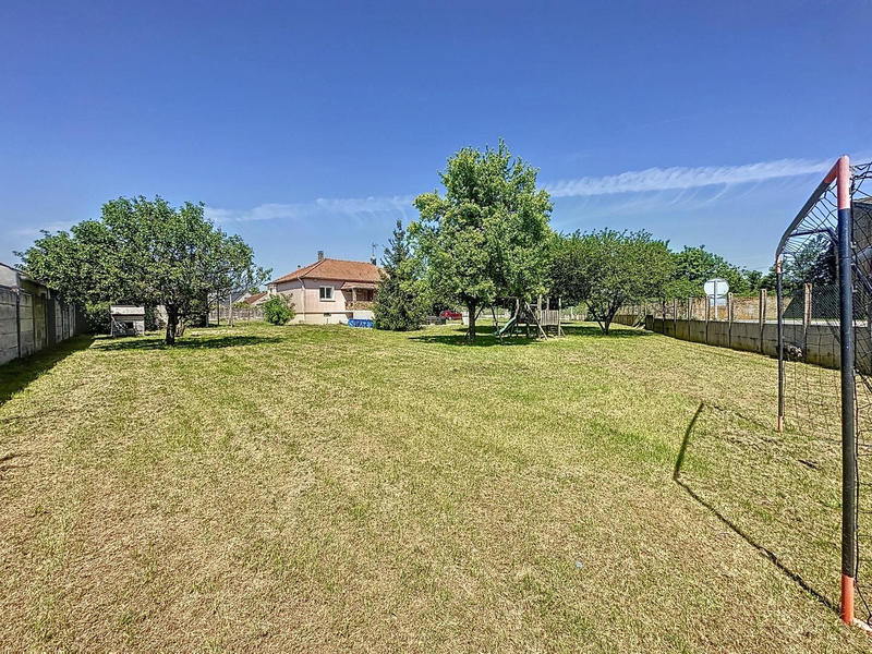 Maison - 83 m² - 4 pièces