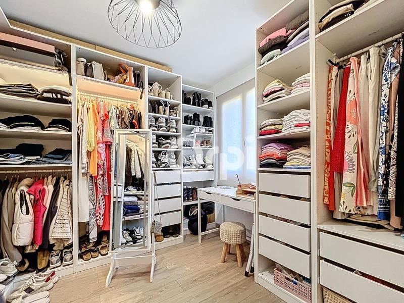 Maison - 91 m² - 4 pièces