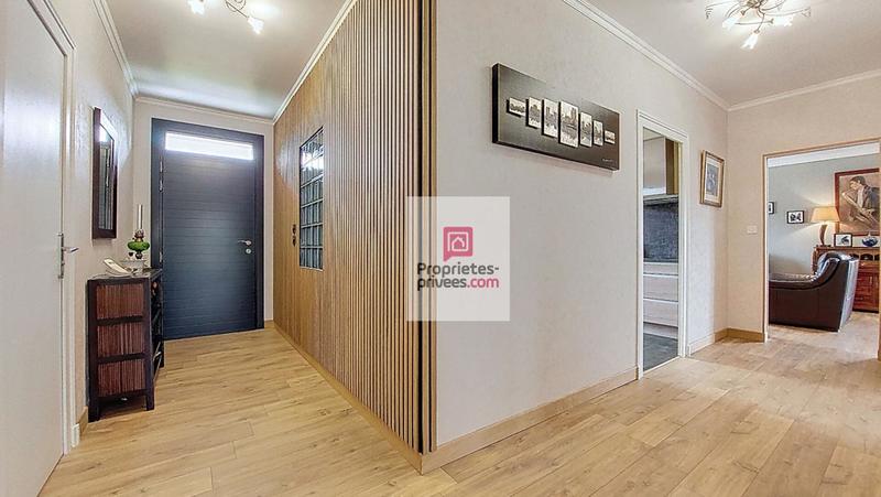 Maison - 137 m² - 5 pièces