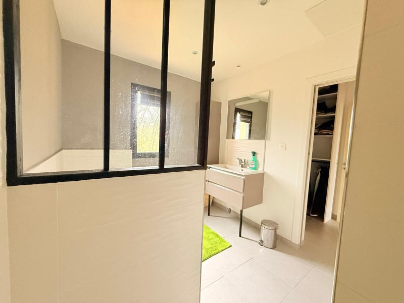 Maison - 170 m² - 5 pièces