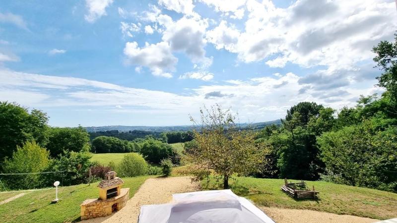 Maison - 250 m² - 8 pièces