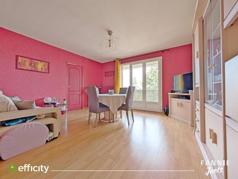 Appartement - 82 m² - 4 pièces