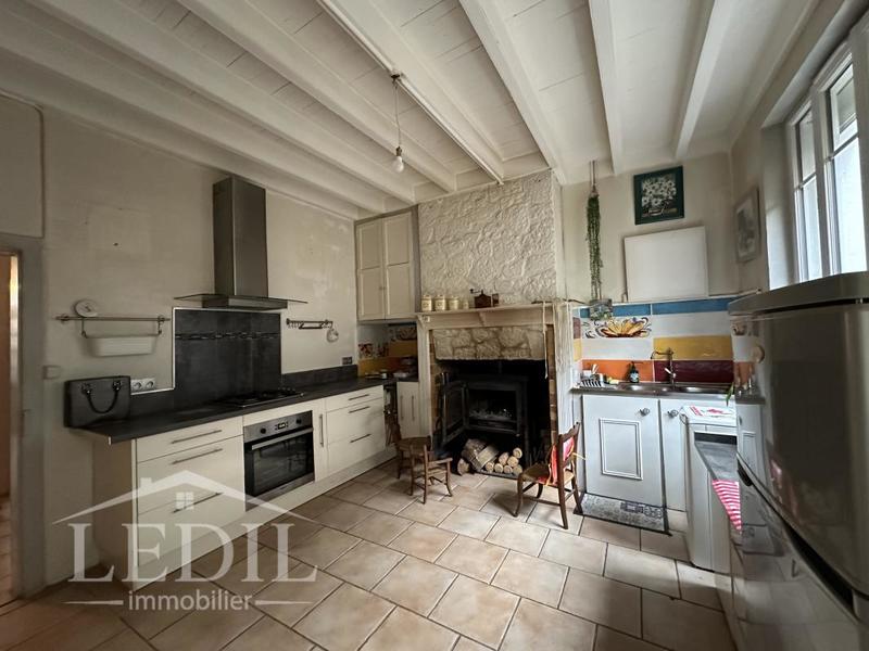 Maison de village - 90 m² - 3 pièces