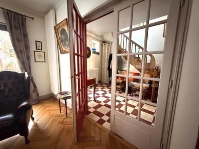 Maison de ville - 213 m² - 8 pièces