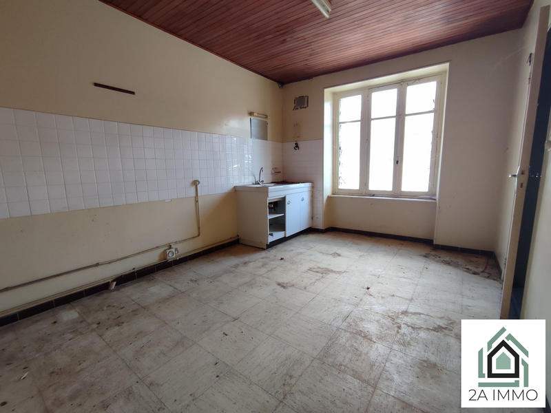 Maison - 168 m² - 10 pièces