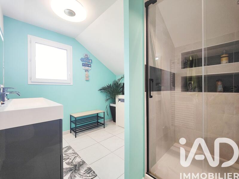 Maison - 98 m² - 3 pièces