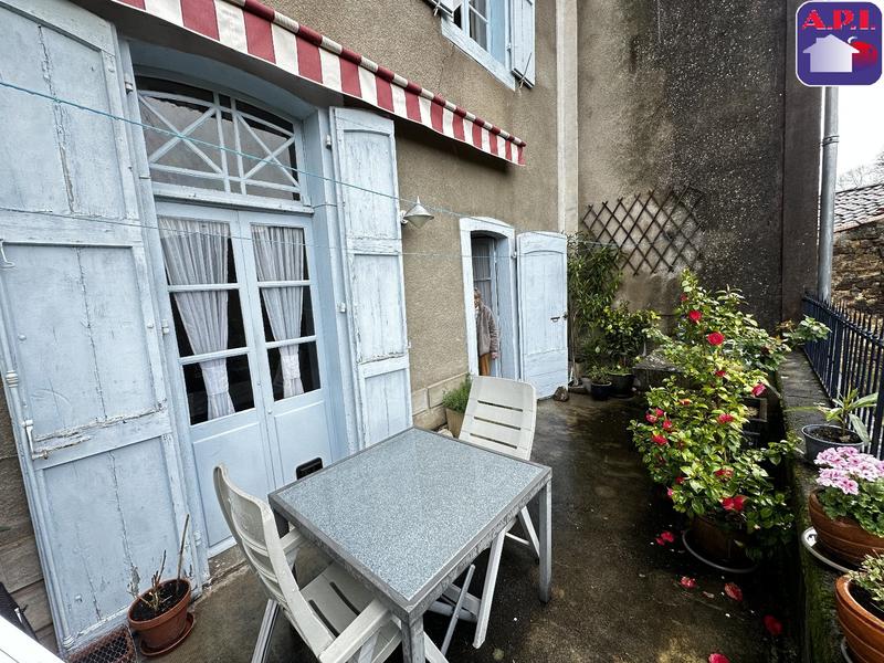 Maison - 287 m² - 8 pièces