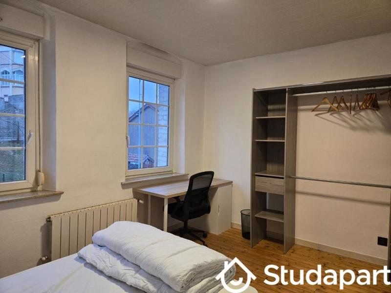 Chambre - 11 m² - 1 pièce