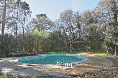 Propriété - 151 m² - 4 pièces