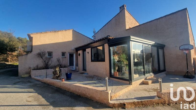 Maison - 242 m² - 8 pièces