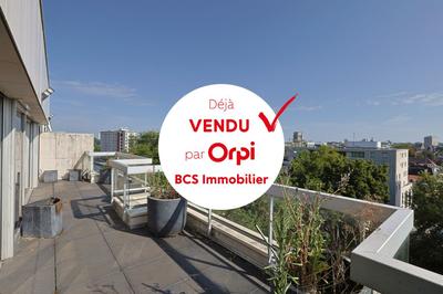 Penthouse - 110 m² - 4 pièces