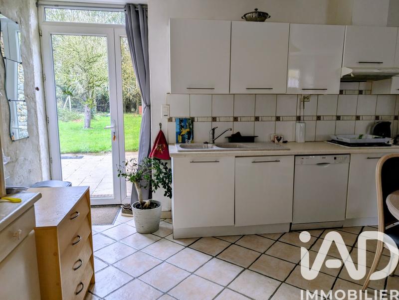 Maison - 214 m² - 8 pièces
