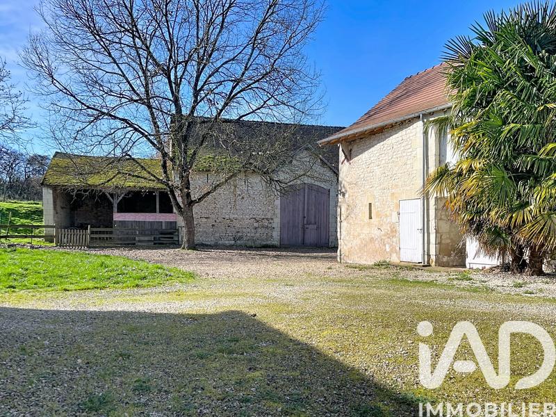 Maison - 257 m² - 8 pièces