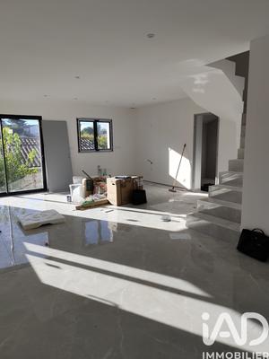 Maison - 86 m² - 5 pièces