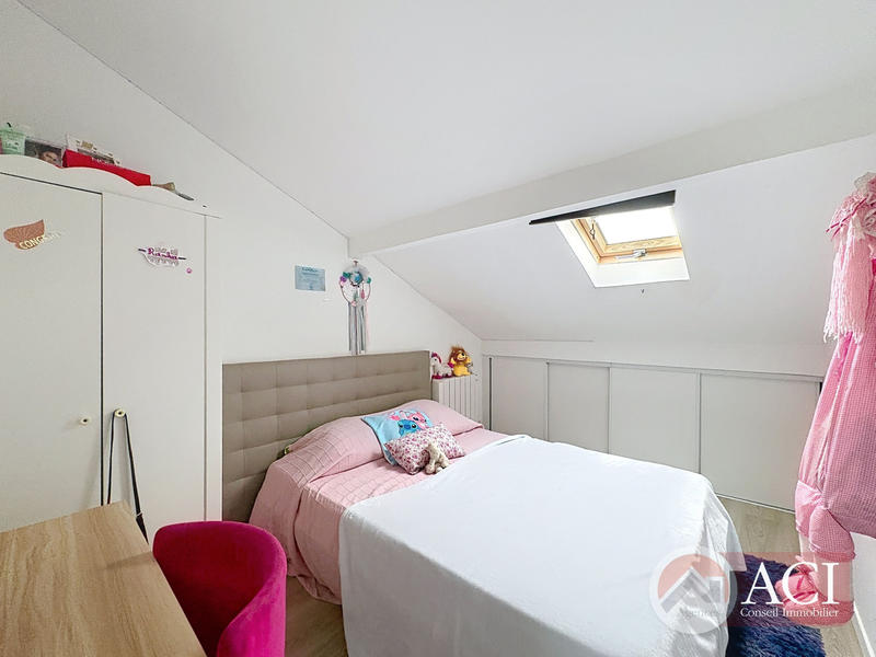 Maison - 185 m² - 6 pièces