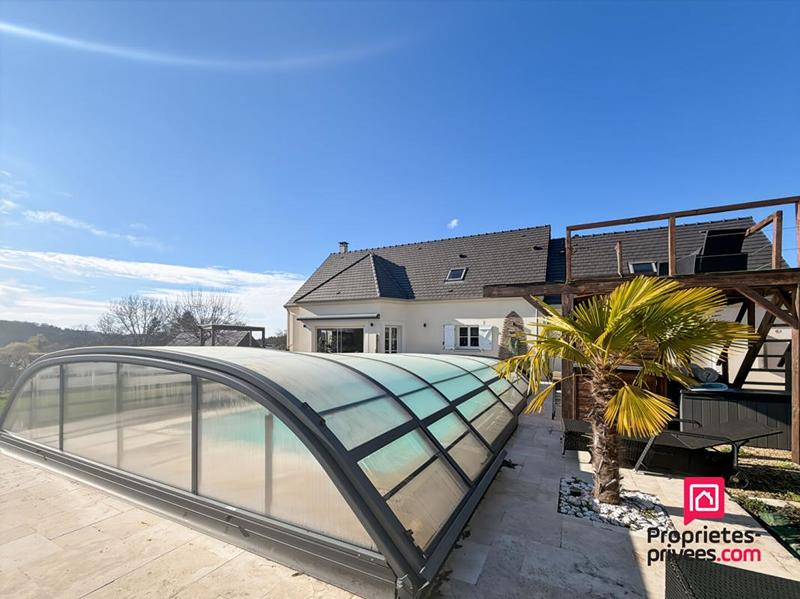Maison - 186 m² - 5 pièces