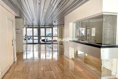 Appartement - 168 m² - 6 pièces