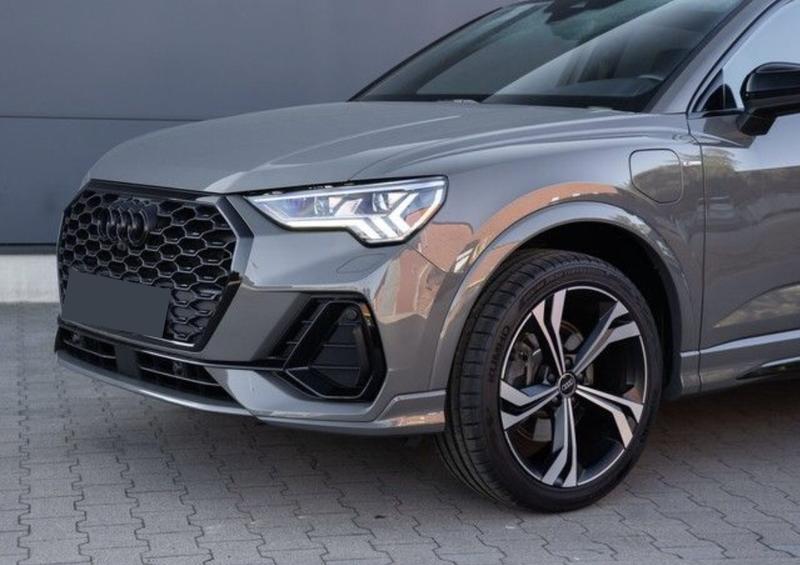 Audi Q3 Sportback 45 TFSIe 245 s-Line Hybride Rechargeable / Attache Remorque Matrix Led Camera 360° Coffre Elec Audio Sonos