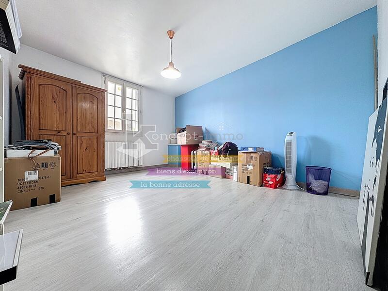 Maison - 137 m² - 8 pièces