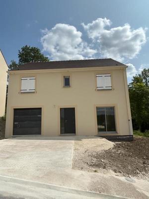 Maison - 100 m² - 5 pièces