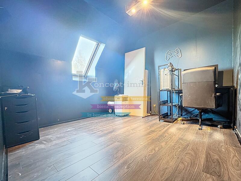 Maison - 119 m² - 8 pièces