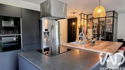 Maison - 121 m² - 4 pièces