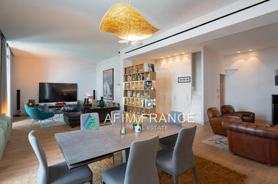 Maison de ville - 227 m² - 4 pièces