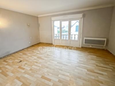 Maison de ville - 75 m² - 3 pièces