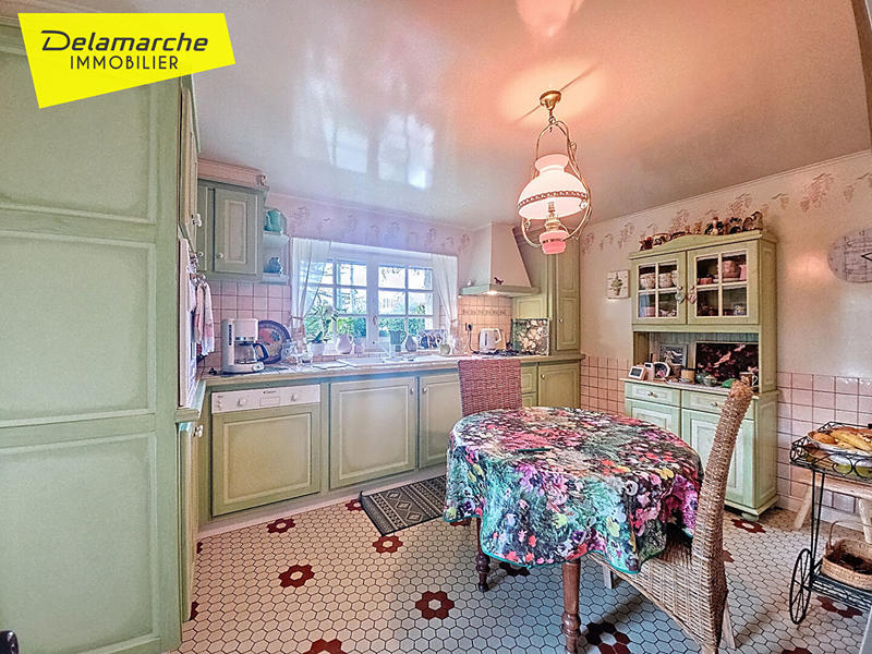 Maison - 161 m² - 8 pièces