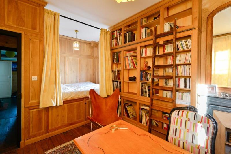 Maison - 297 m² - 11 pièces