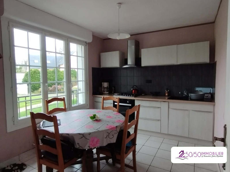 Maison traditionnelle - 118 m² - 7 pièces