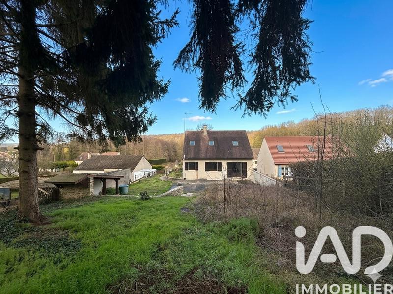 Maison - 104 m² - 5 pièces