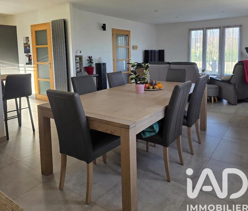 Maison - 133 m² - 7 pièces