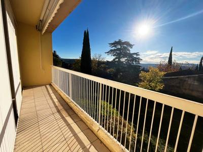 Appartement - 89 m² - 4 pièces