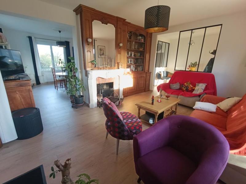 Maison - 261 m² - 11 pièces