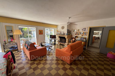 Appartement - 167 m² - 6 pièces