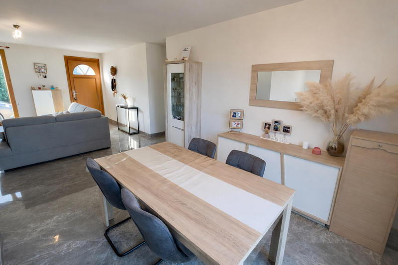 Maison - 90 m² - 4 pièces