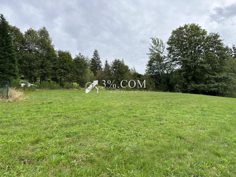 Terrain constructible - 1 800 m²