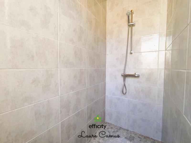 Maison - 149 m² - 6 pièces