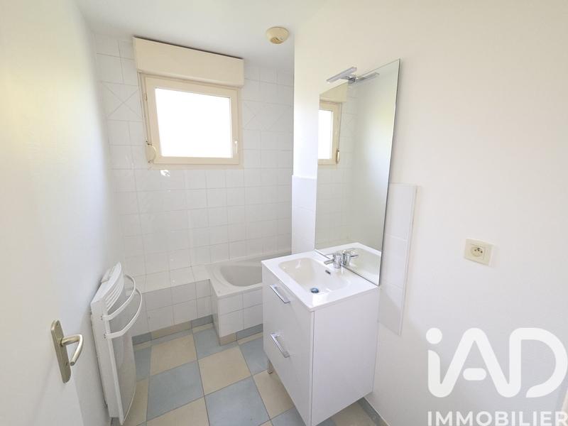 Maison - 92 m² - 5 pièces