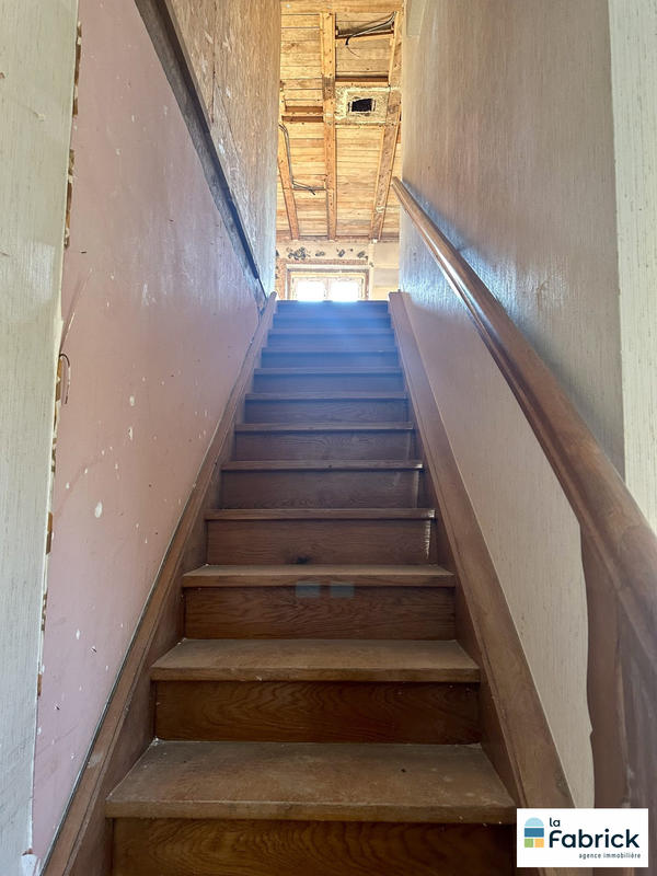 Maison ancienne - 265 m² - 10 pièces